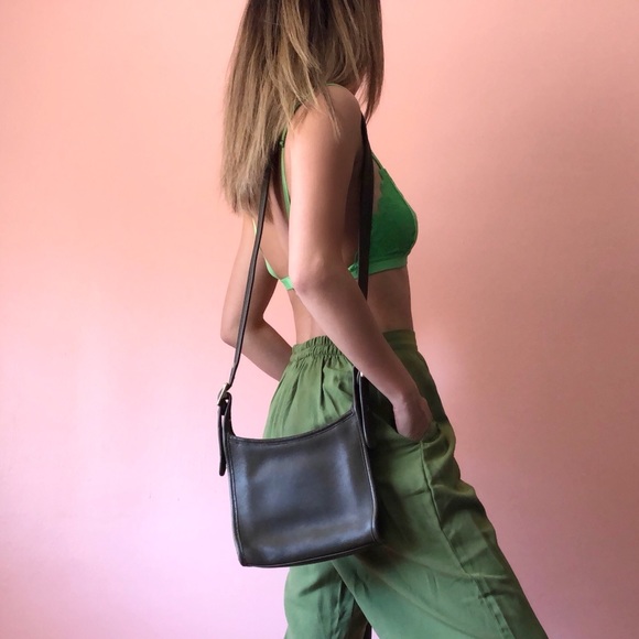 Coach Handbags - Vintage Coach Olive Crossbody Bag
